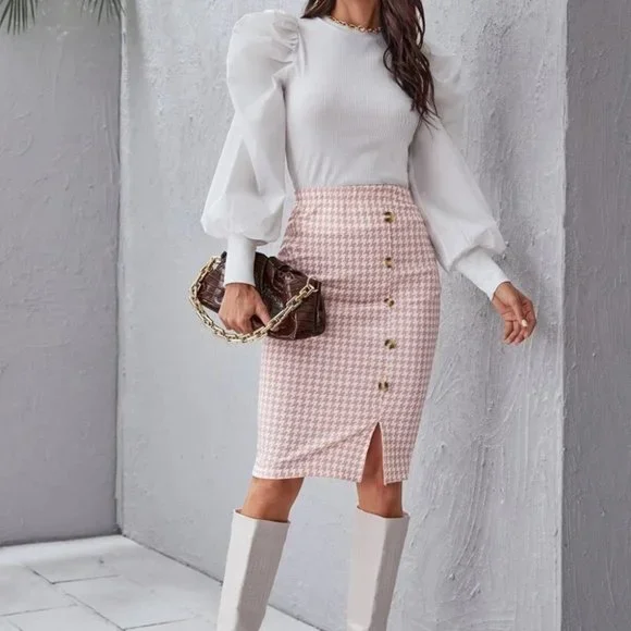 Button Detailed Houndstooth Print Midi Skirt - pink - Picture 2 of 6